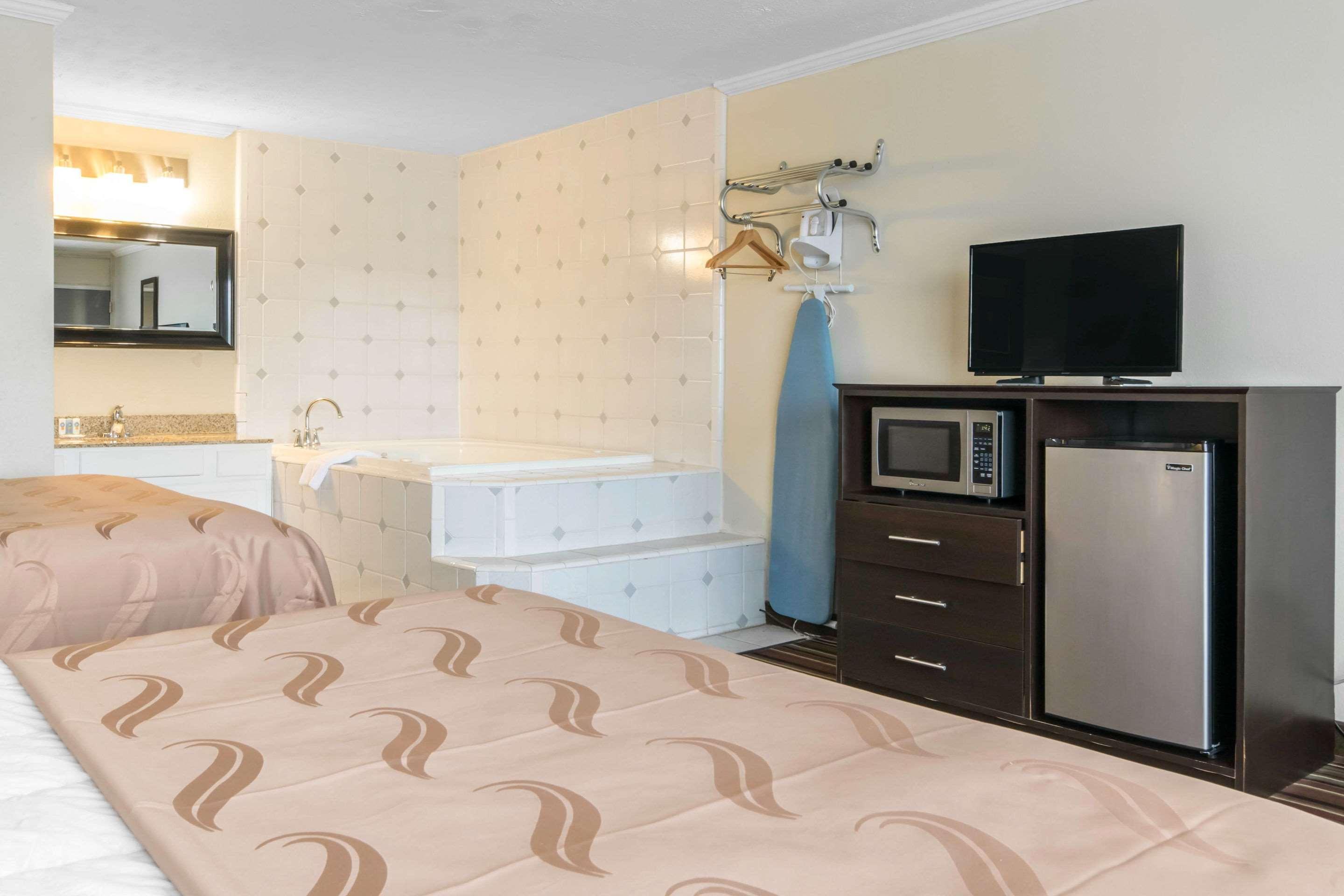 Quality Inn & Suites Horse Cave Kültér fotó
